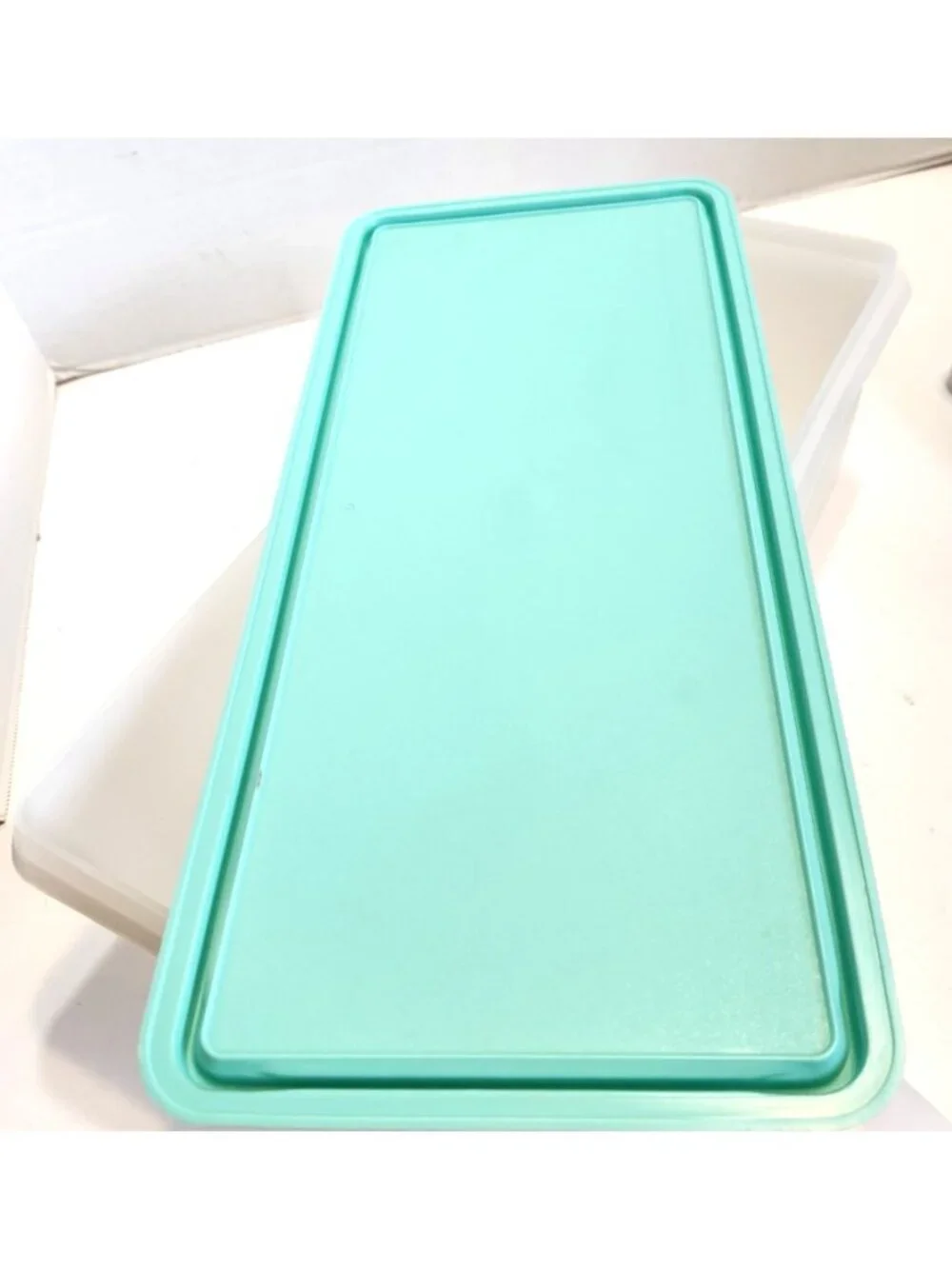 Tupperware Aqua Large Load Rectangle Bread Storage Container With Lid READ